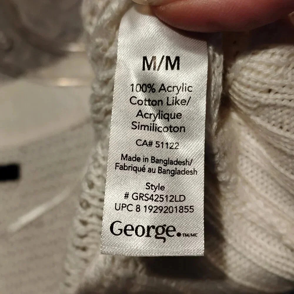 George Women's White Knitted Short Sleeve Bolero NWOT Size Medium - Picture 3 of 9
